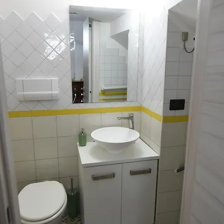 Casa Da Passaro Self Check - In , Vicino Ospedale E Stadio *