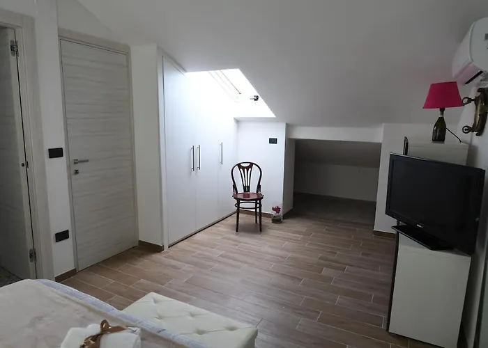 Casa Da Passaro Self Check - In , Vicino Ospedale E Stadio Lejlighed Salerno